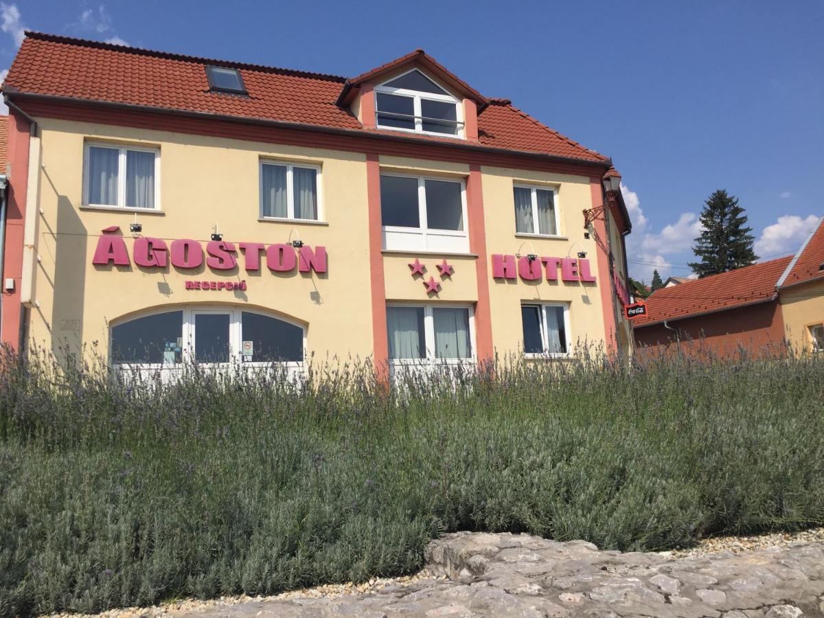 City Hotel Agoston Πετς Εξωτερικό φωτογραφία