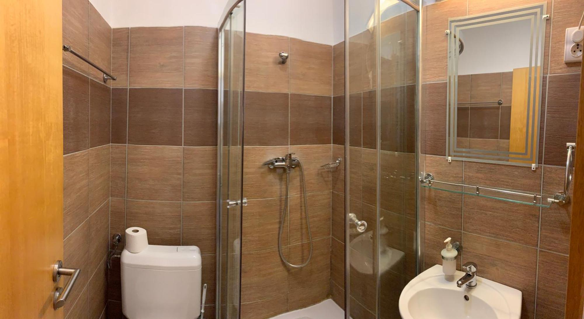 City Hotel Agoston Πετς Εξωτερικό φωτογραφία